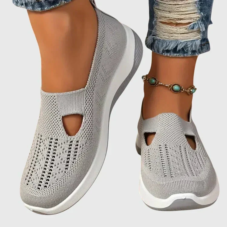 Women’s Lightweight Cushioned Walking Shoes