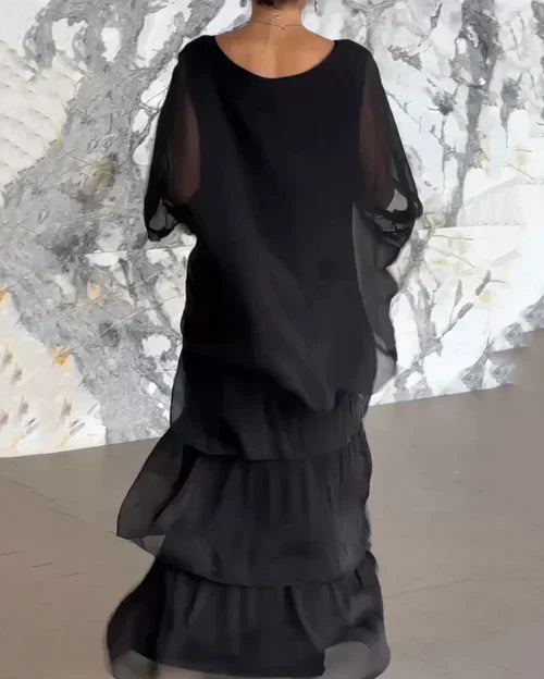 Laura - Elegant and Flowing Long Dress