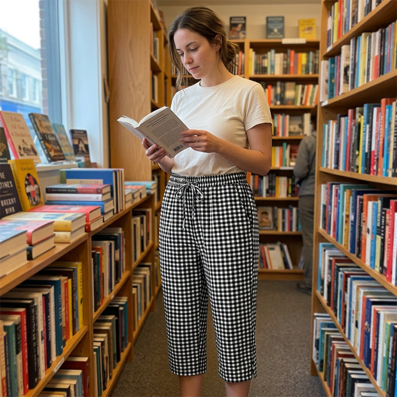 Jessy - Relaxed Summer Plaid Capri Pants