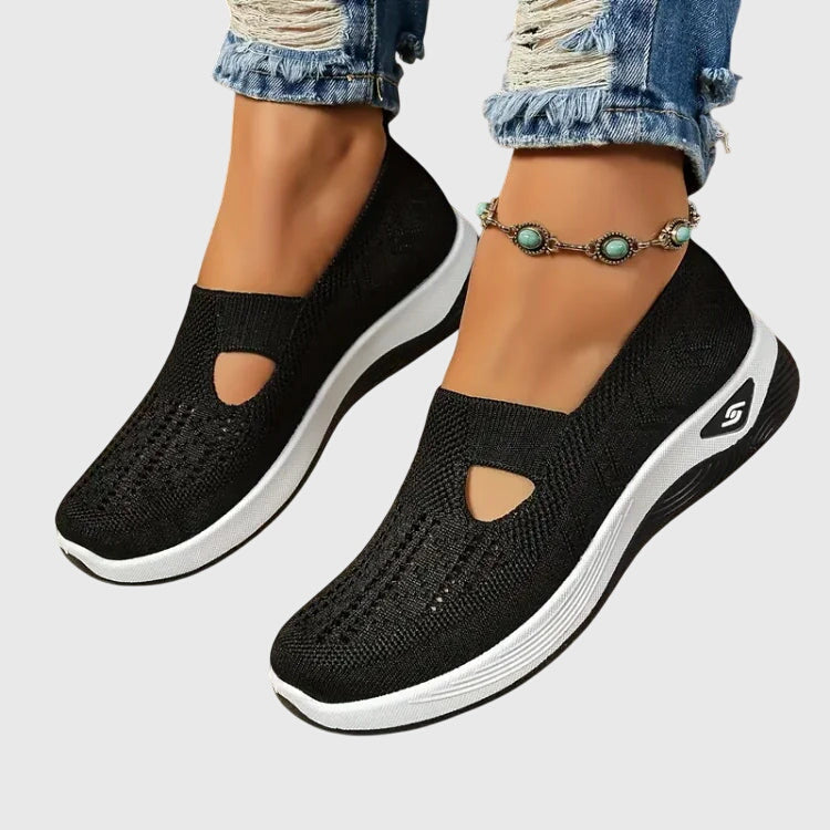 Women’s Lightweight Cushioned Walking Shoes