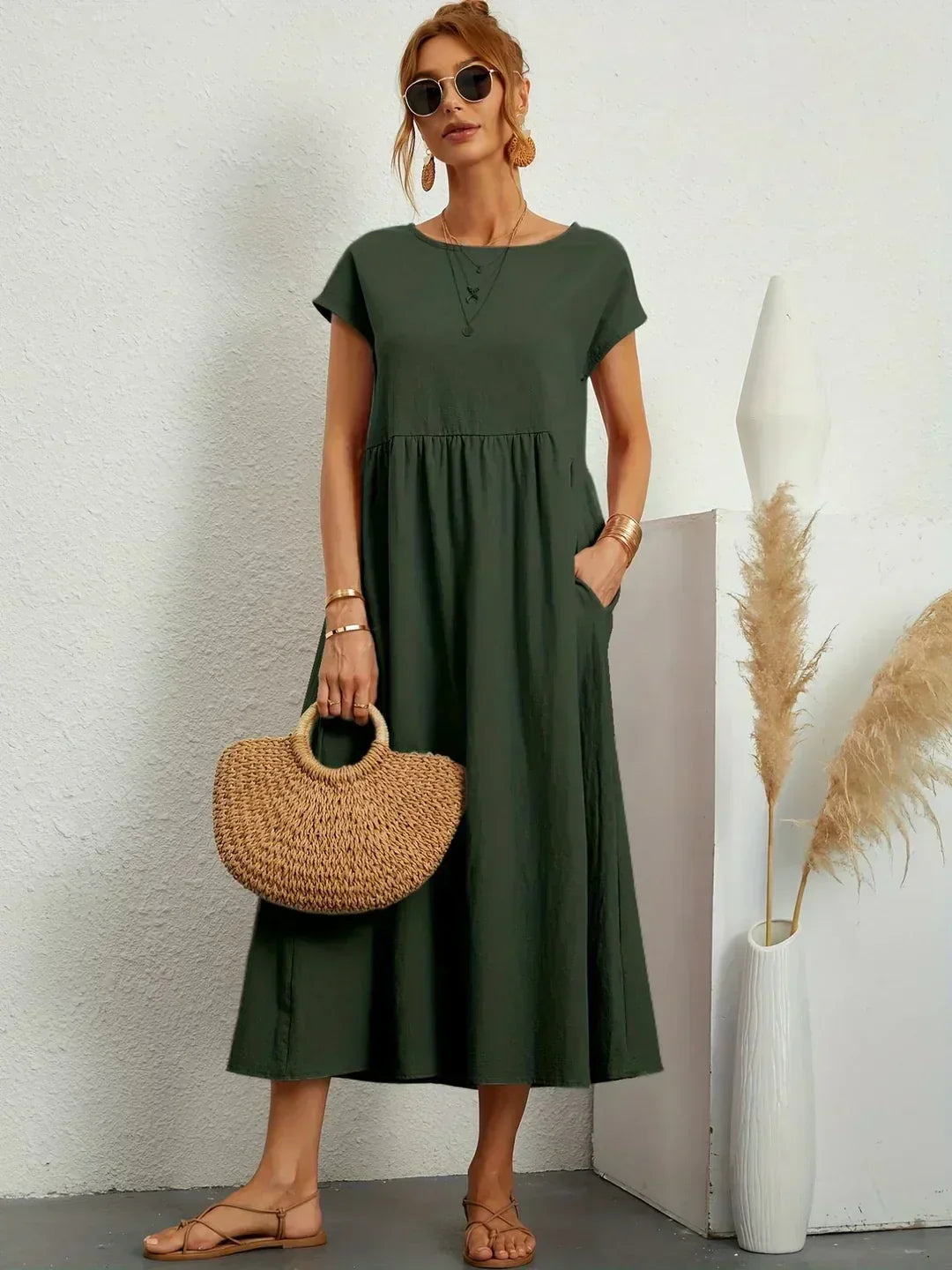 Xenia - Classic Pleated Midi Dress
