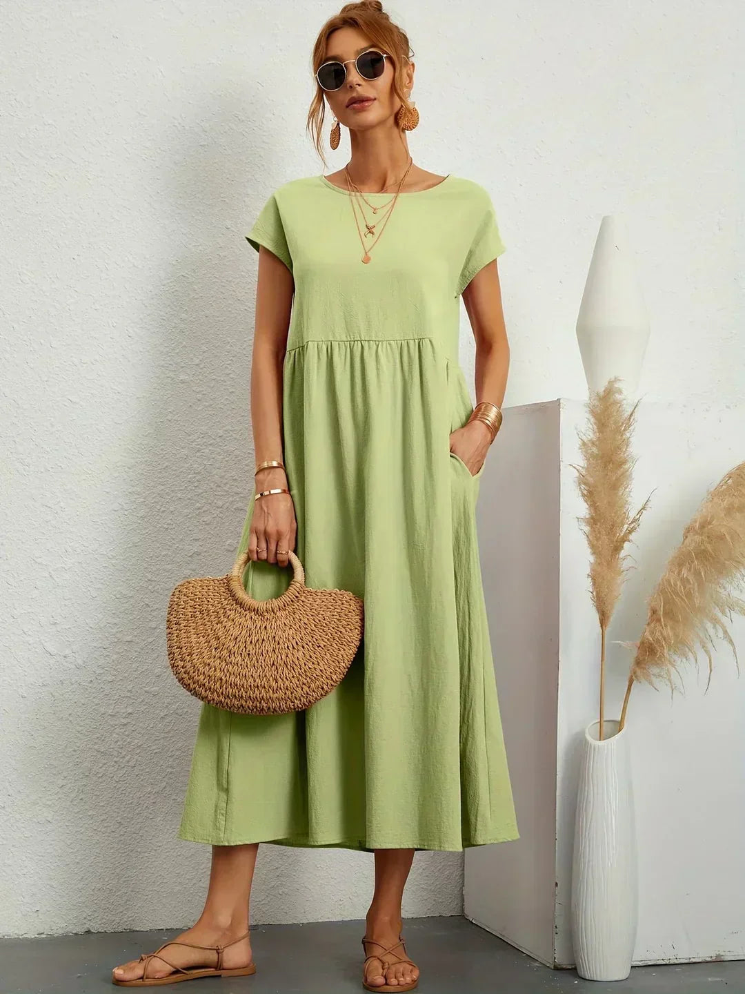 Xenia - Classic Pleated Midi Dress
