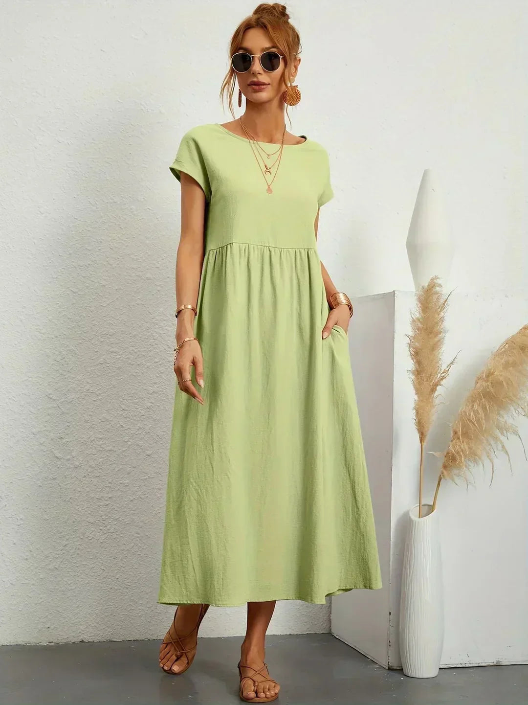 Xenia - Classic Pleated Midi Dress