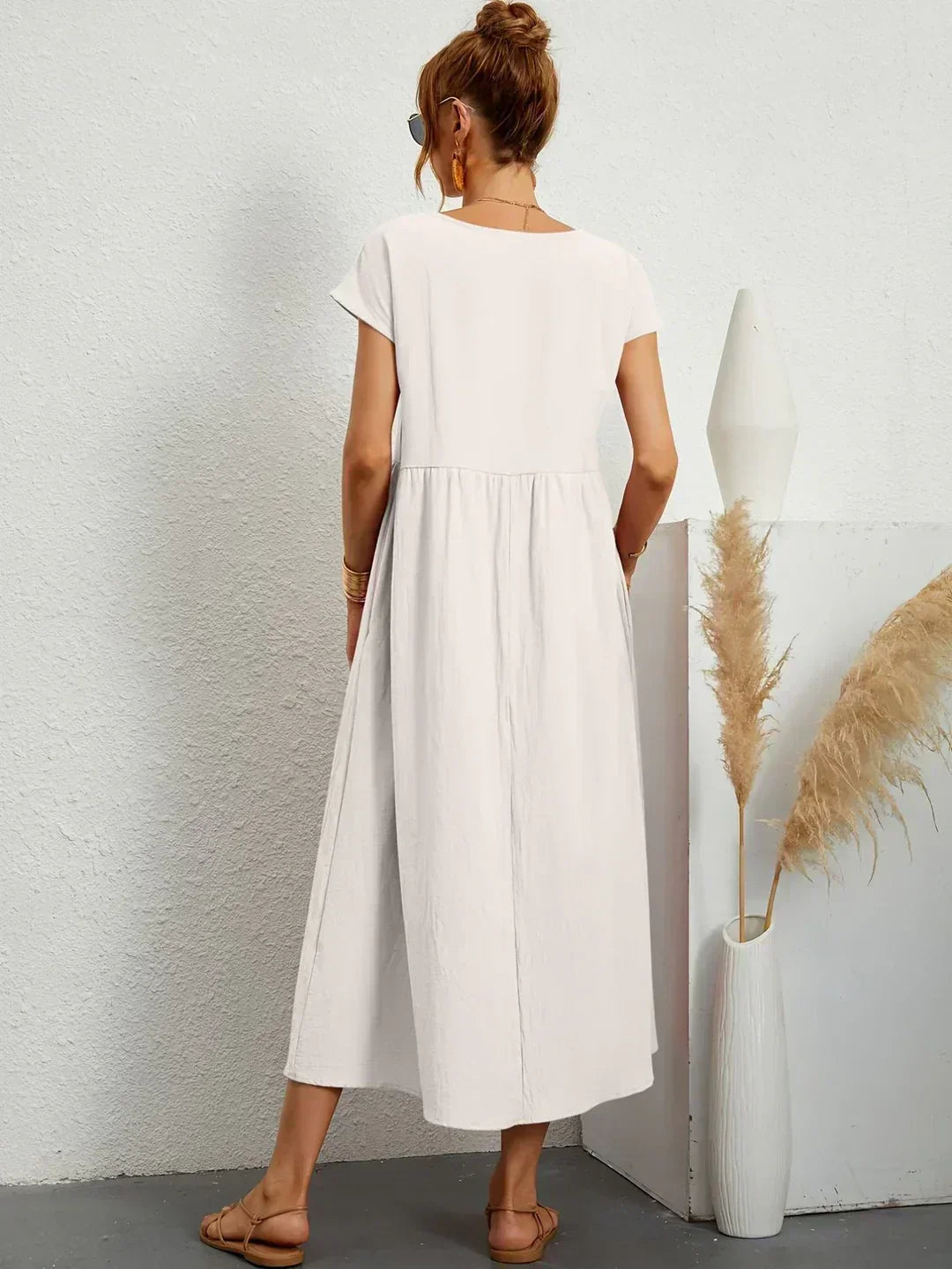 Xenia - Classic Pleated Midi Dress