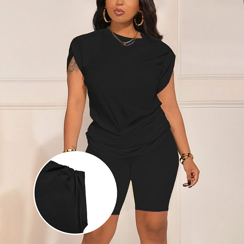 Elodie | Front-Pleat Top & High-Waisted Slim-Fit Shorts Set