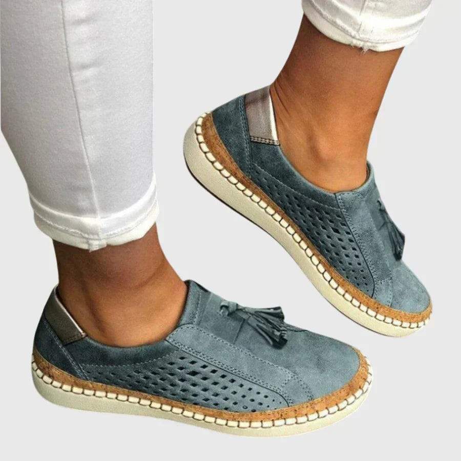 Women’s Comfortable Lightweight Slip On Walking Shoes