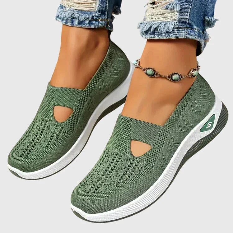Women’s Lightweight Cushioned Walking Shoes