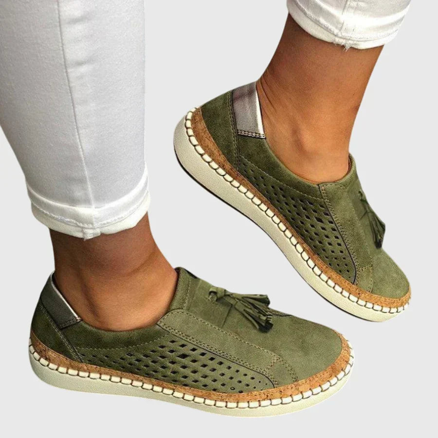 Women’s Comfortable Lightweight Slip On Walking Shoes